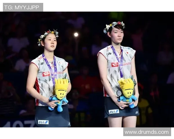 上海羽毛球队在锦标赛中的团队协作展现出色值得借鉴与学习 上海羽毛球队在锦标赛中的团队协作展现出色值得借鉴与学习