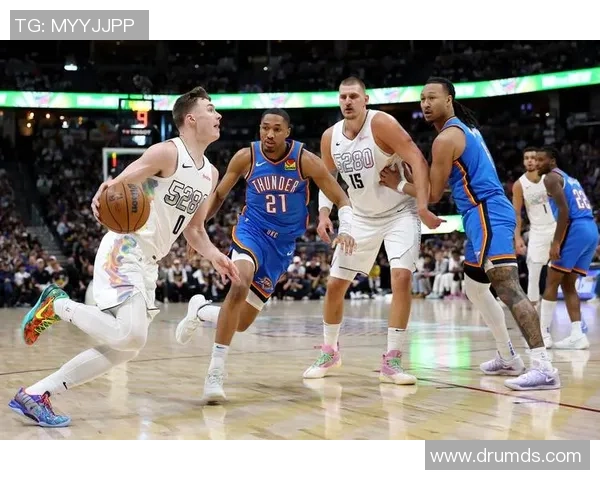 广州篮球队与北京篮球队赛后复盘分析双方状态及表现细节 广州篮球队与北京篮球队赛后复盘分析双方状态及表现细节