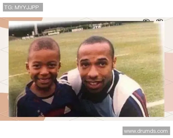 天河足球明星盘点:那些在绿茵场上闪耀的传奇人物与新星 天河足球明星盘点:那些在绿茵场上闪耀的传奇人物与新星